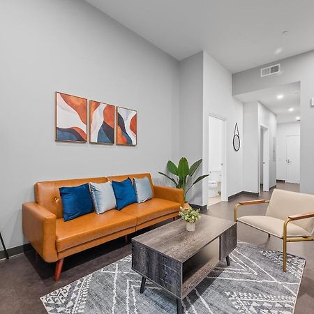 Apartments In Pittsburgh'S Cultural District By Frontdesk Camera foto