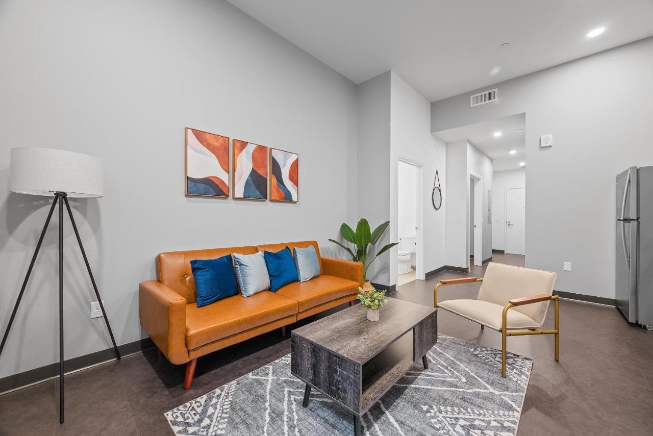 Apartments In Pittsburgh'S Cultural District By Frontdesk Camera foto
